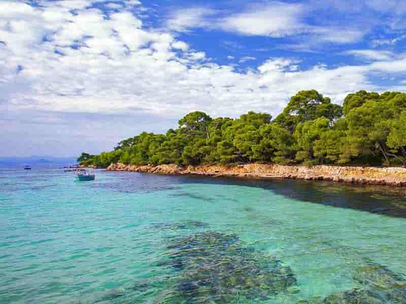 French Riviera marine distance, from St-Tropez to Monaco: the Lerins islands